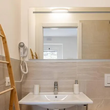 Vittoria Guest house *